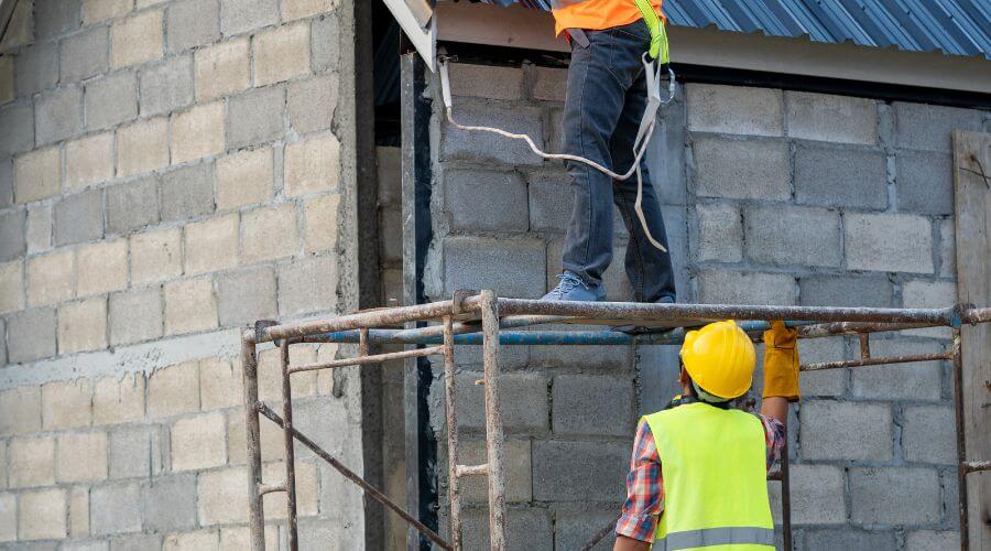 Expert new roof installation services in Aroma Park, IL